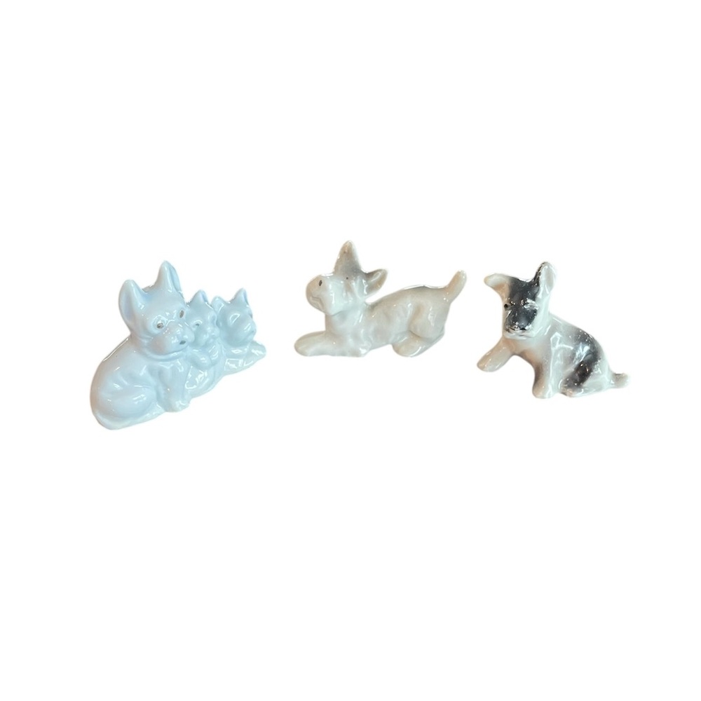 Vintage Dog Ceramic figurines set of 3, 1.5-2”, Japan